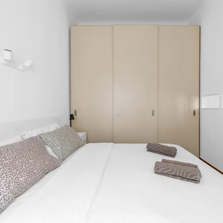 Ce10 -cenisio Life Milan